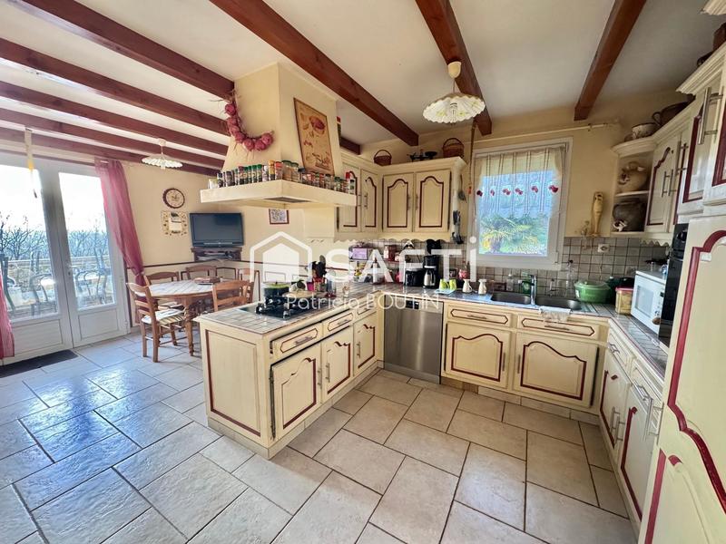 Maison - 140 m² - 6 pièces