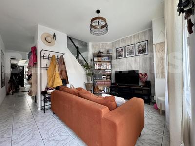 Maison de ville - 79 m² - 3 pièces