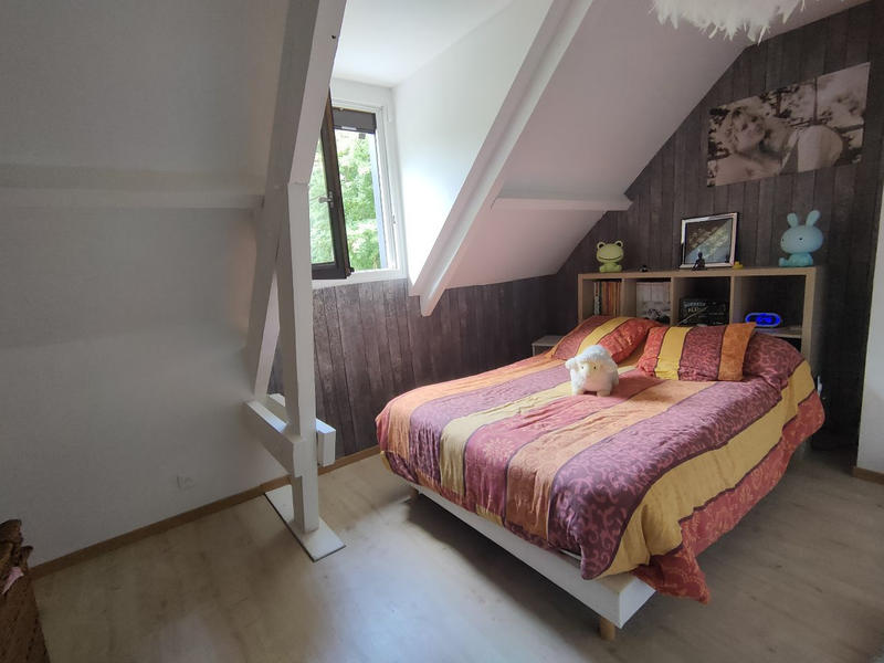 Maison - 102 m² - 5 pièces