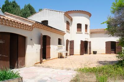 Maison - 185 m² - 7 pièces