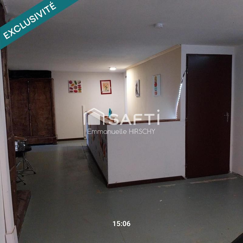 Maison - 256 m² - 9 pièces