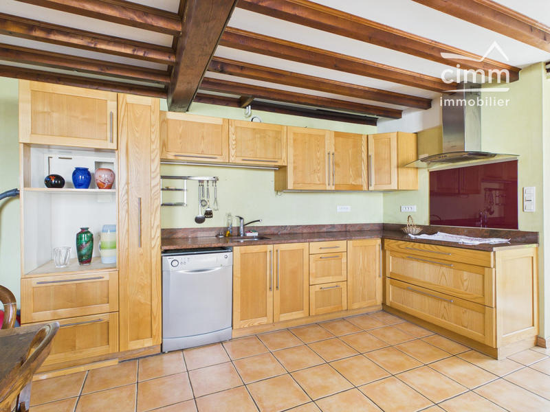 Maison - 140 m² - 5 pièces