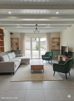 Maison - 90 m² - 7 pièces