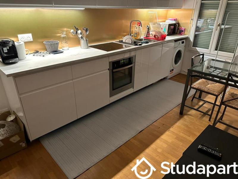 Chambre - 10 m² - 1 pièce