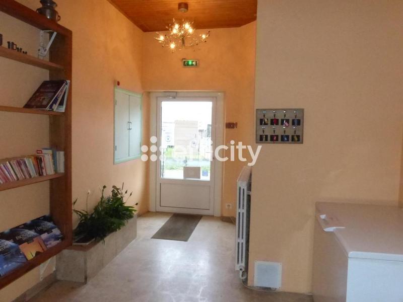 Bureau - 600 m² - 15 pièces