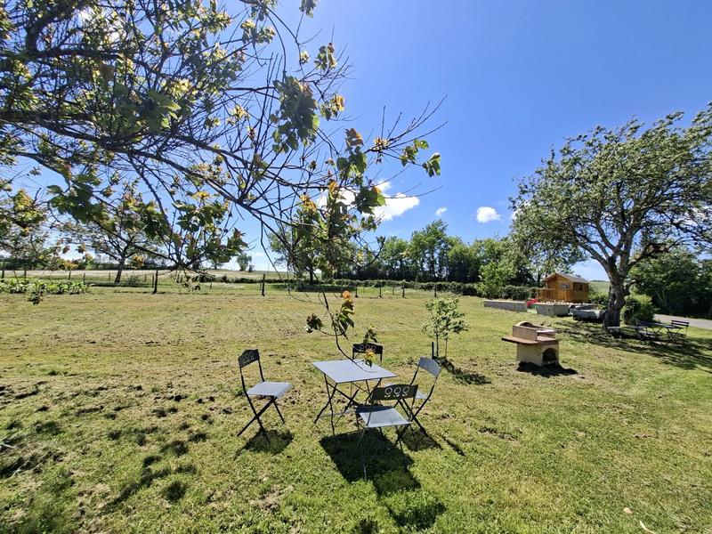 Propriété - 331 m²