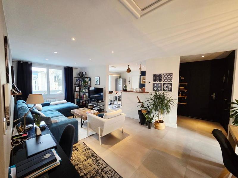 Appartement - 103 m² - 4 pièces