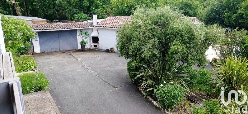 Maison - 140 m² - 5 pièces