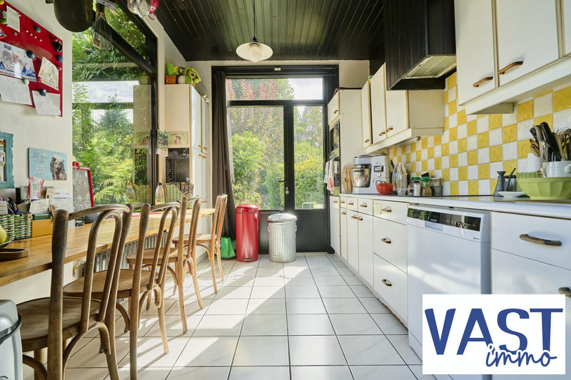 Maison ancienne - 250 m² - 8 pièces