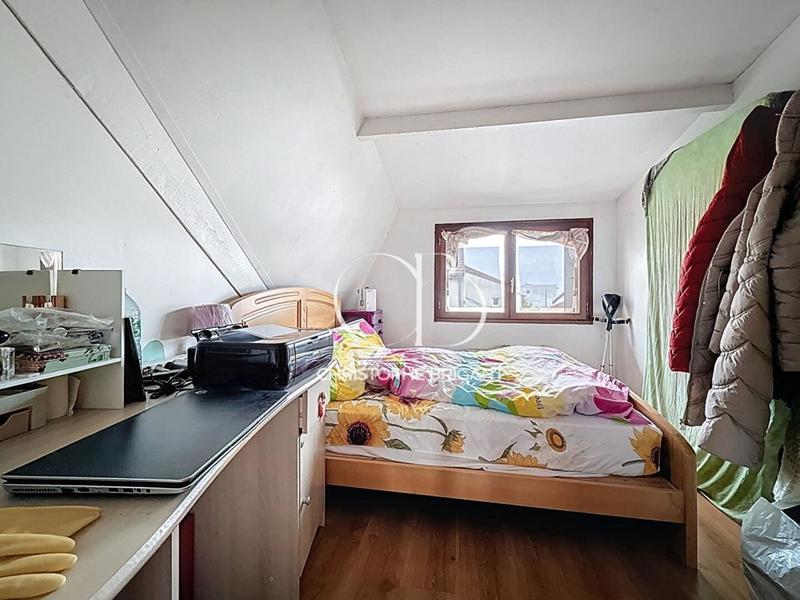 Maison - 110 m² - 6 pièces