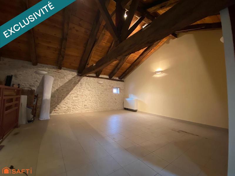 Maison - 300 m² - 8 pièces