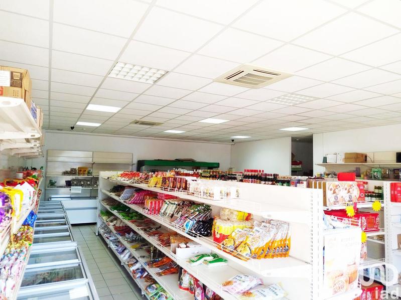 Local commercial - 97 m²