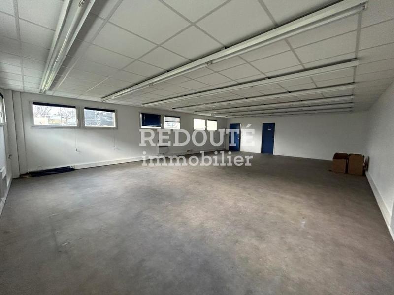 Bureau - 89 m² - 1 pièce