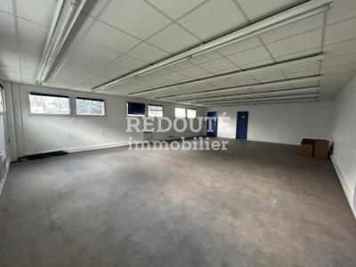 Bureau - 89 m² - 1 pièce