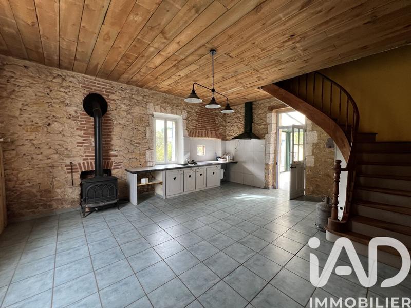 Maison - 288 m² - 8 pièces