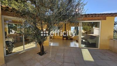 Maison - 169 m² - 7 pièces