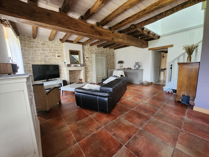 Maison - 158 m² - 8 pièces