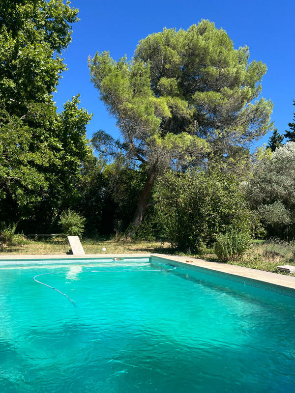 Maison - 240 m² - 7 pièces