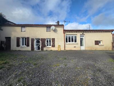 Maison de village - 88 m² - 4 pièces