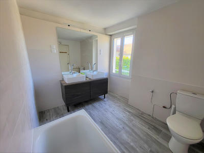 Maison - 70 m² - 4 pièces