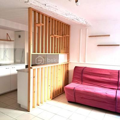 Studio - 24 m² - 1 pièce