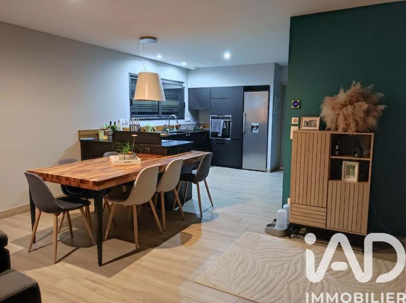 Maison - 133 m² - 6 pièces