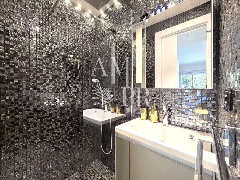 Appartement - 82 m² - 3 pièces