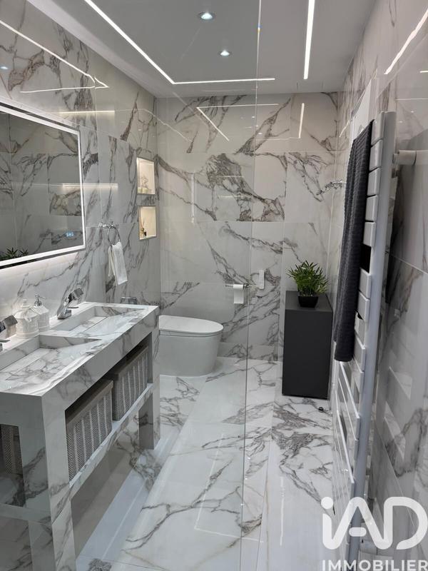 Maison - 197 m² - 6 pièces