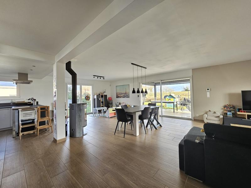 Maison - 130 m² - 5 pièces