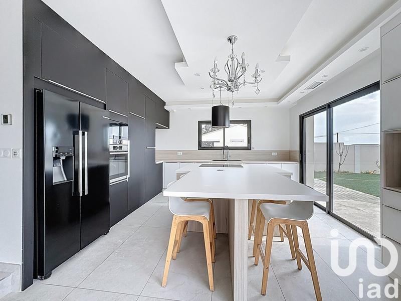 Maison - 163 m² - 5 pièces