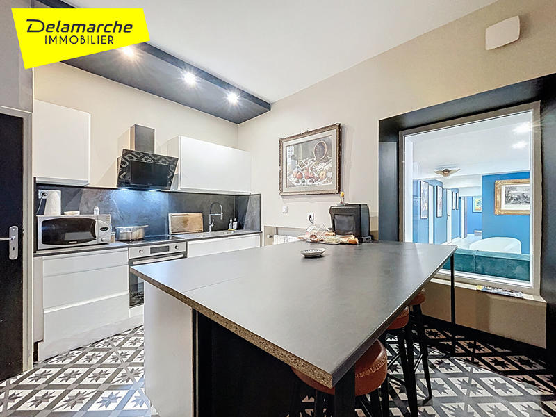 Immeuble - 7 pièces