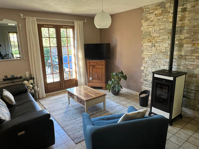 Maison - 90 m² - 5 pièces