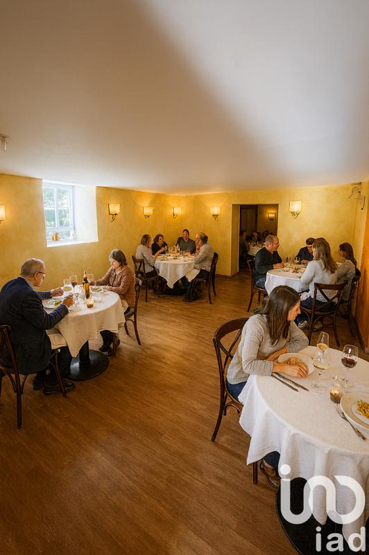 Maison de village - 215 m² - 10 pièces