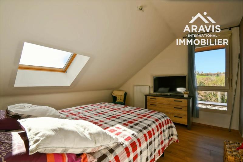 Duplex - 98 m² - 4 pièces