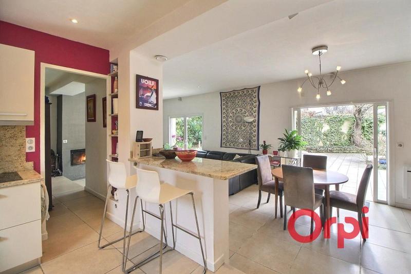 Maison - 128 m² - 6 pièces