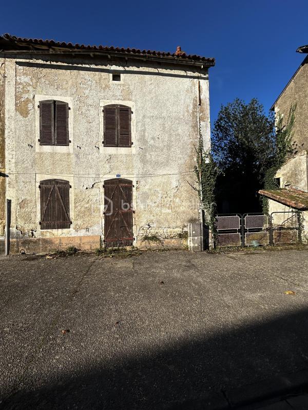 Maison de village - 110 m² - 5 pièces