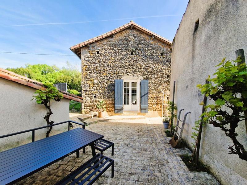 Maison - 180 m² - 7 pièces