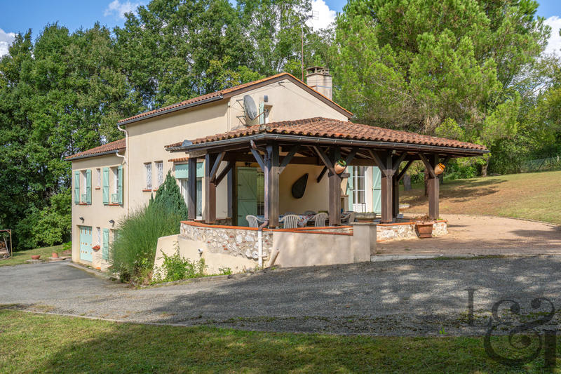 Maison - 128 m² - 6 pièces