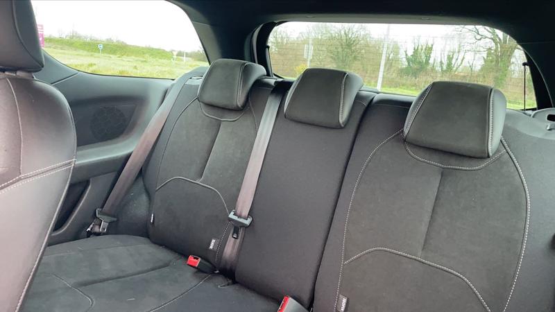 Ds Ds 3 III 1.2 PureTech 110 Eat6 Sport Chic