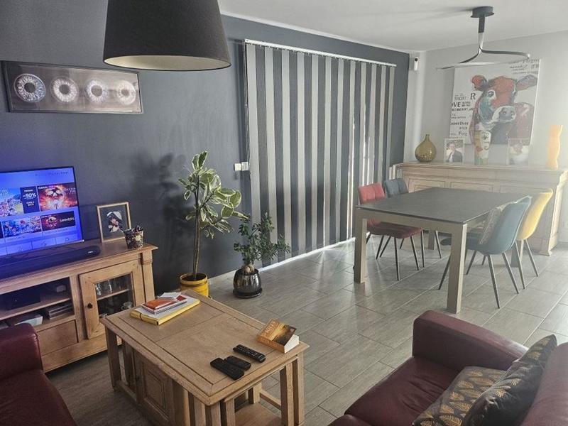 Maison - 102 m² - 6 pièces