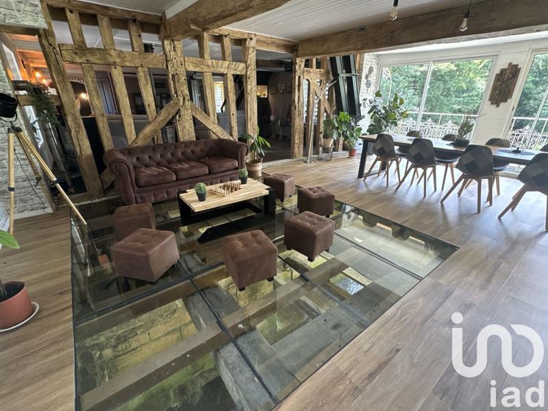 Maison - 455 m² - 13 pièces