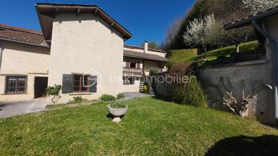 Maison - 152 m² - 6 pièces