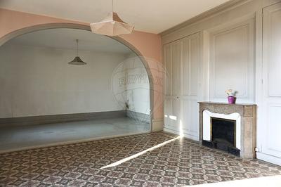 Maison - 195 m² - 6 pièces