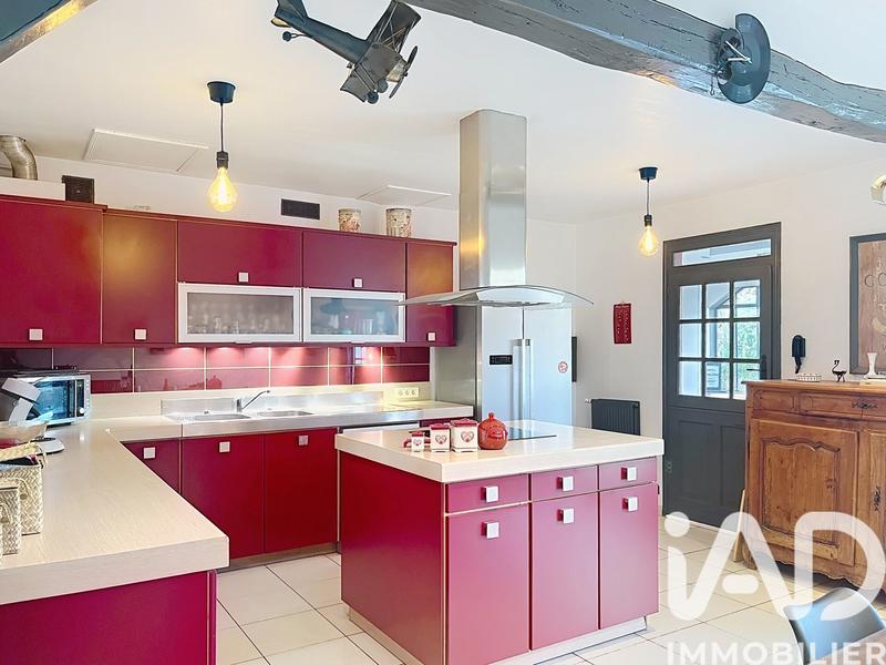 Maison - 140 m² - 5 pièces