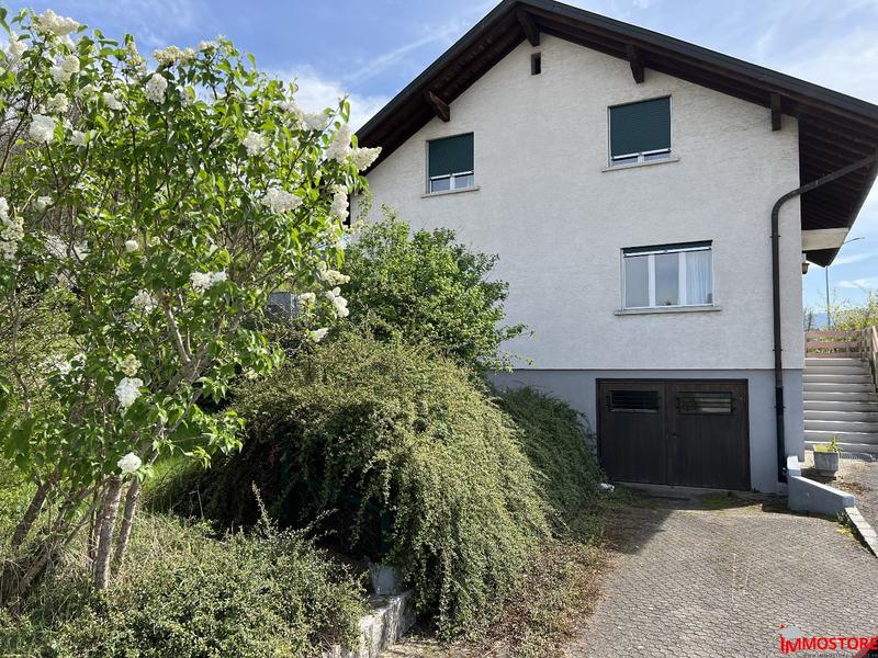 Maison - 205 m² - 8 pièces