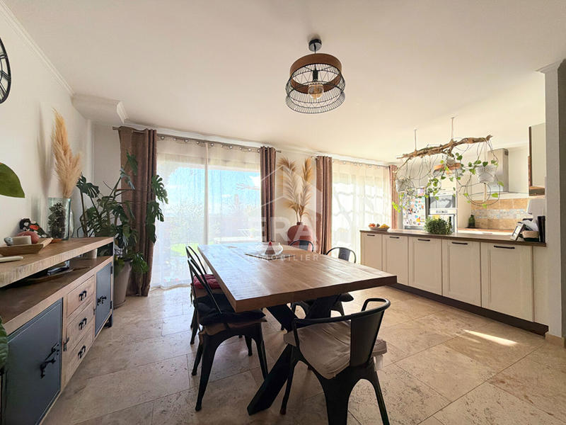 Maison - 146 m² - 7 pièces