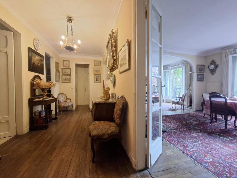 Appartement - 85 m² - 3 pièces