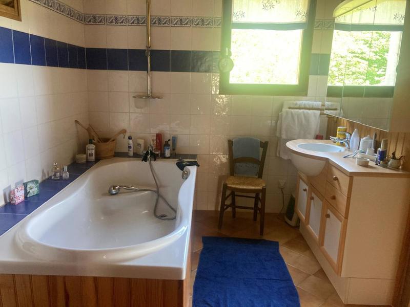 Maison - 136 m² - 7 pièces