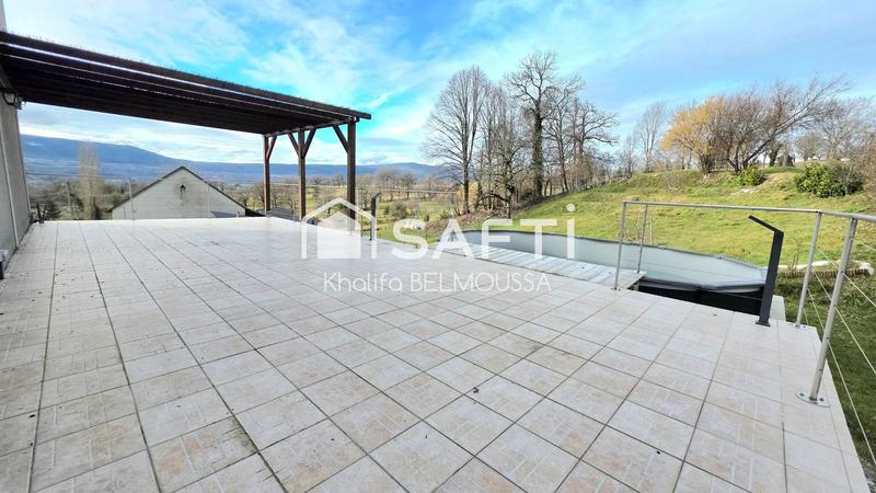 Maison - 164 m² - 8 pièces