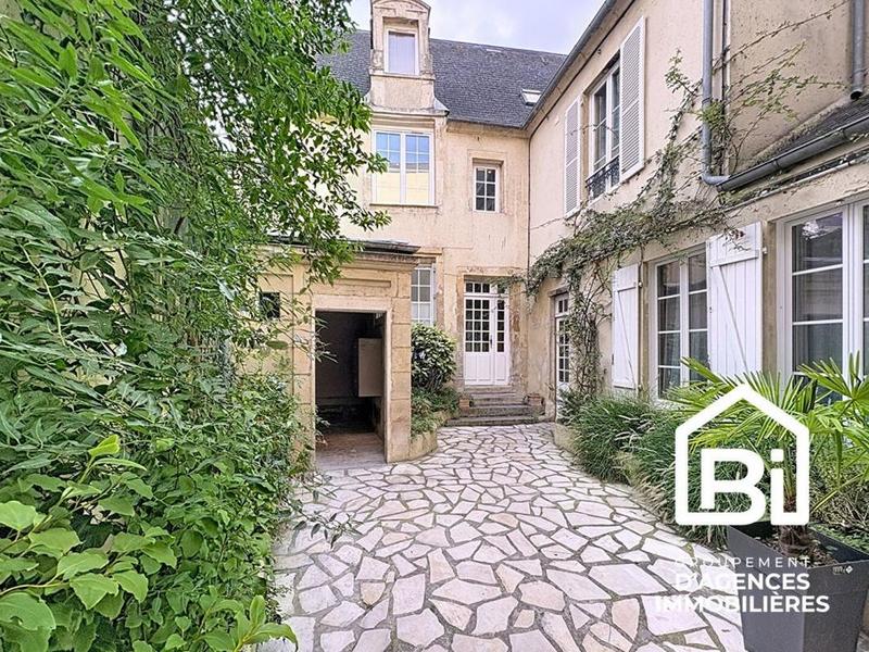 Studio - 24 m² - 1 pièce